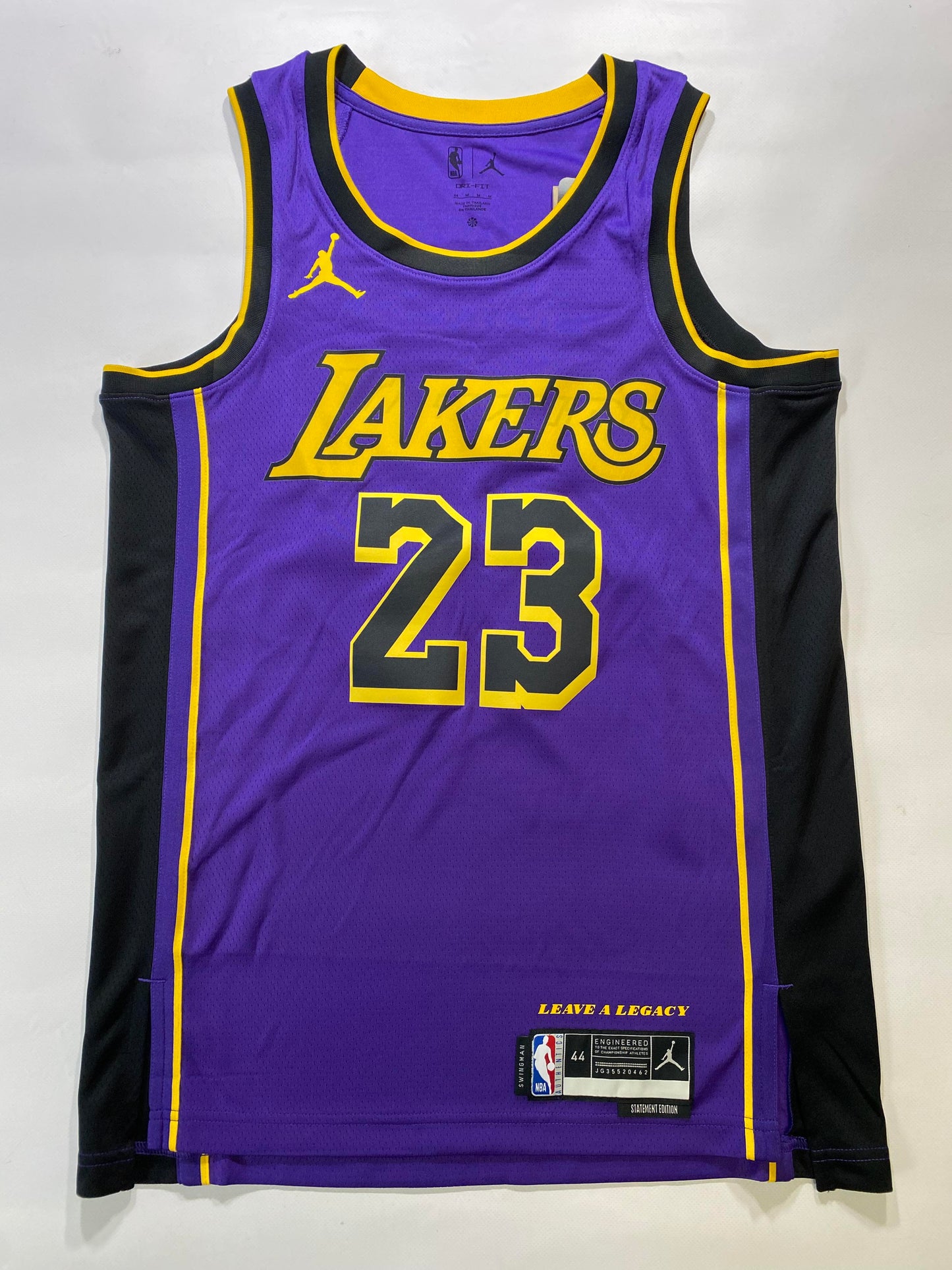 Los Angeles Lakers #23 LeBron James Nike NBA Statement Jersey - Mens Medium