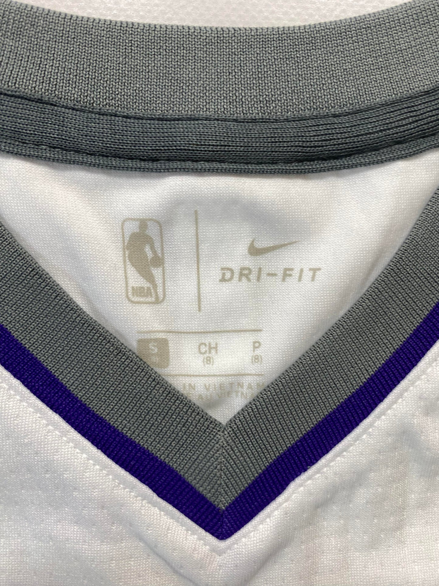 Sacramento Kings Nike Association NBA Jersey - Youth Small