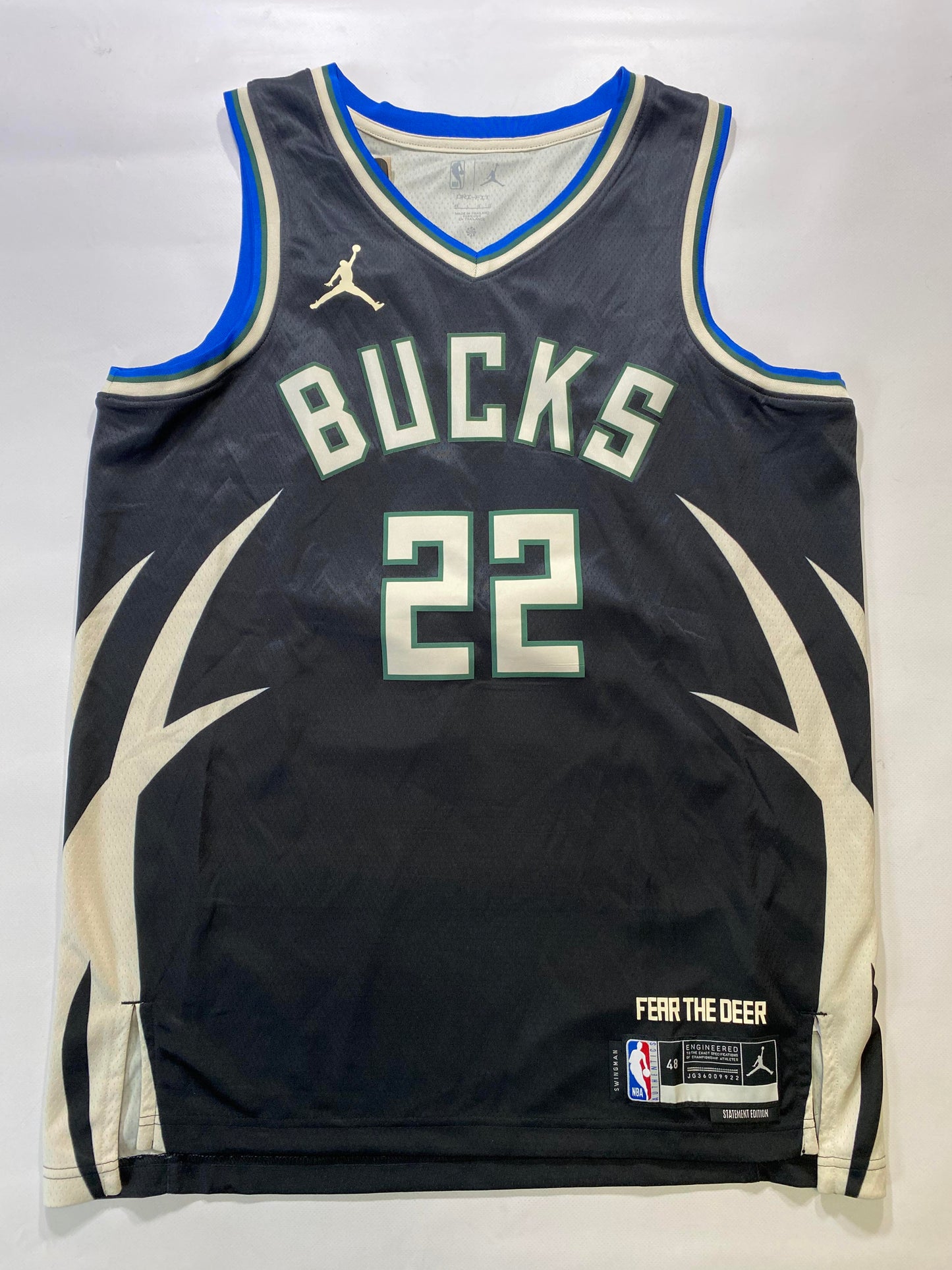 Milwaukee Bucks #22 Khris Middleton Nike Statement NBA Jersey - Mens Large