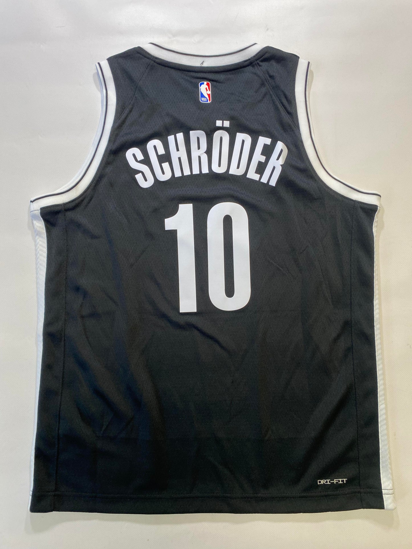 Brooklyn Nets #17 Dennis Schröder Nike Icon NBA Jersey - Youth Large