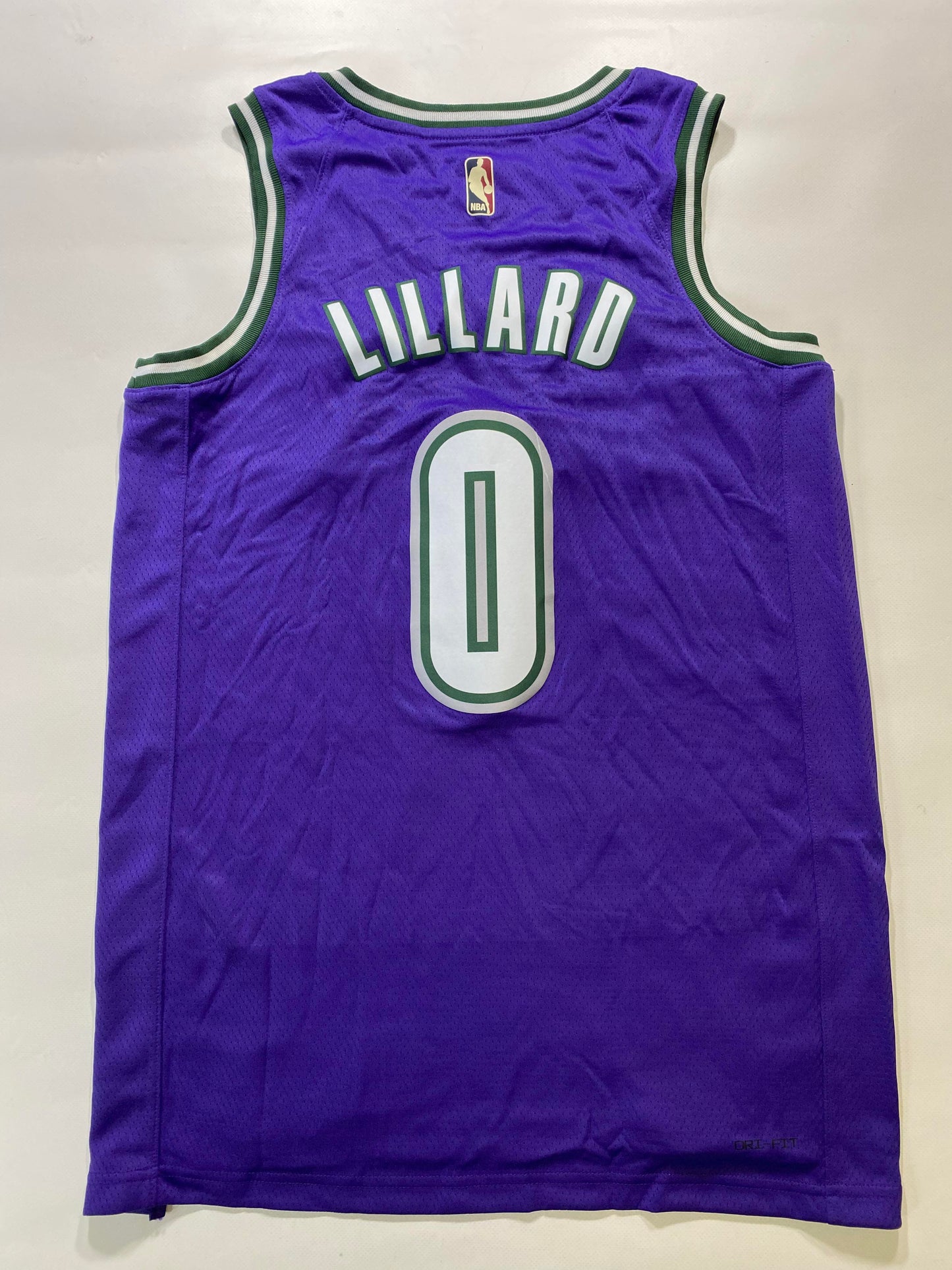 Milwaukee Bucks #0 Damian Lillard Nike Classic NBA Jersey - Mens Medium