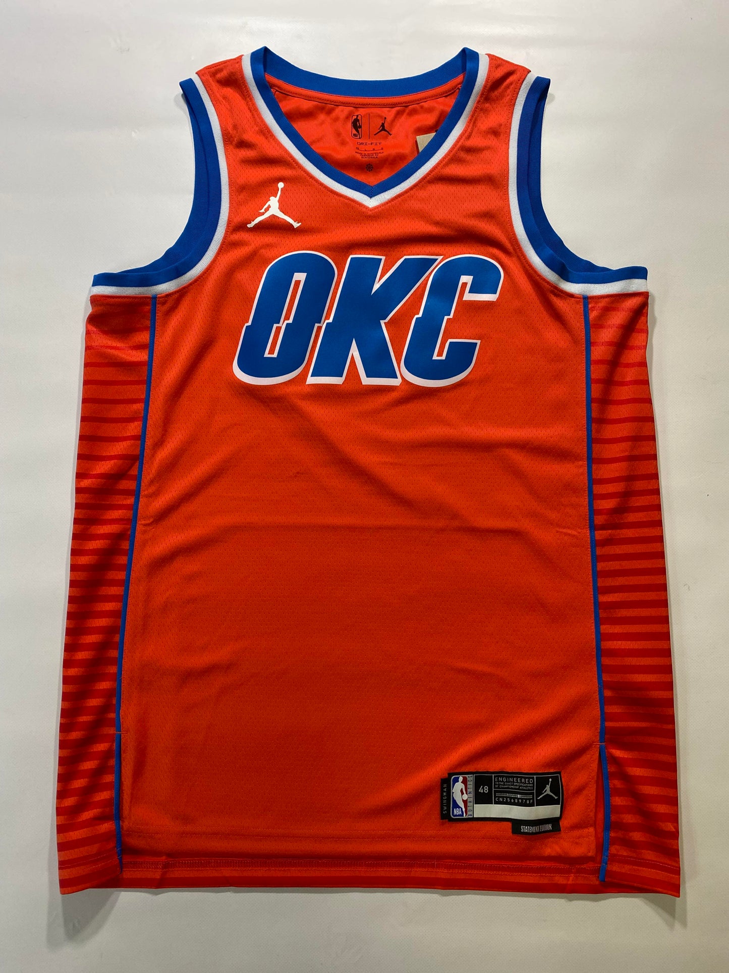 Oklahoma City Thunder Nike Statement NBA Jersey - Mens Large