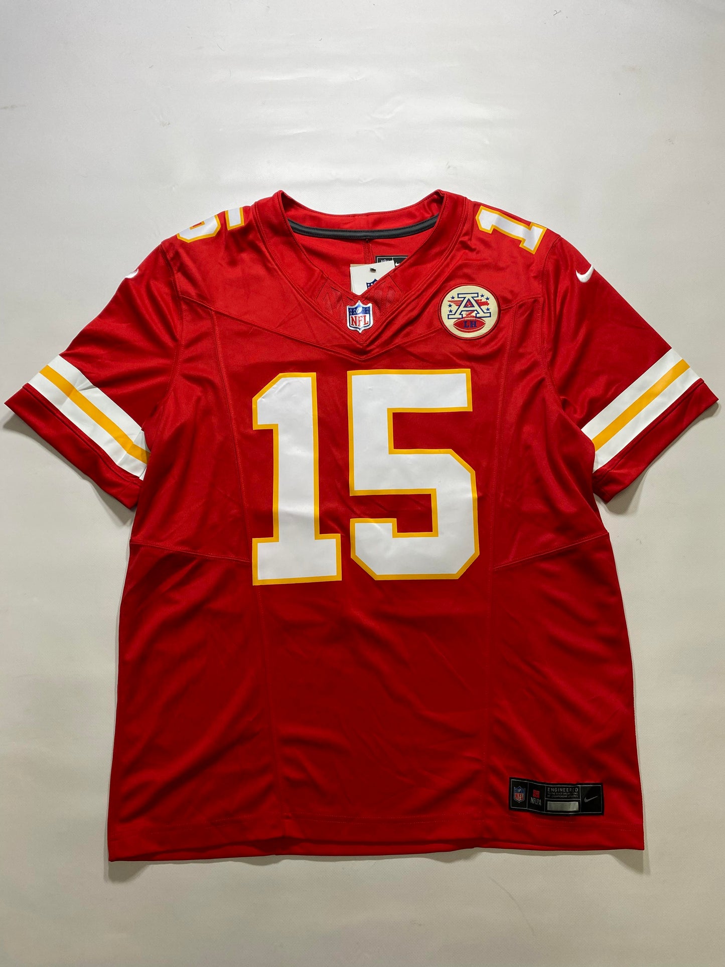 Kansas City Chiefs #15 Patrick Mahomes Nike Limited Jersey - Mens Large