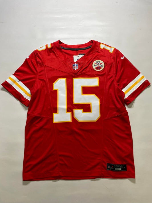 Kansas City Chiefs #15 Patrick Mahomes Nike Limited Jersey - Mens Large