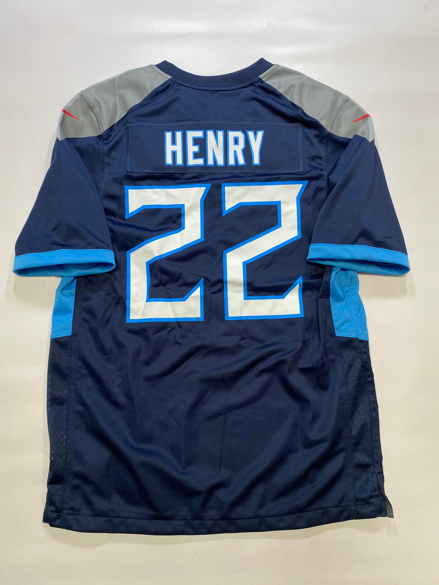 Tennessee Titans #22 Derrick Henry Nike Game Jersey - Mens Small