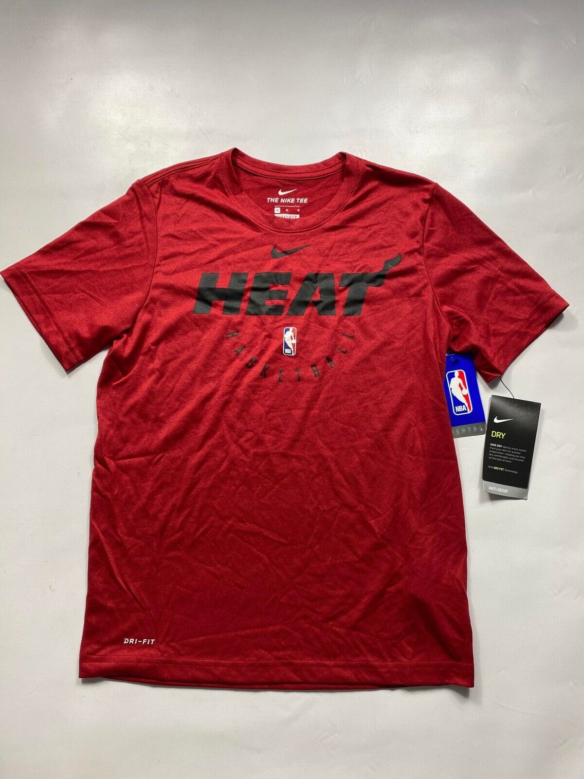 Miami Heat Nike NBA T-Shirt - Youth Medium - American Sports Jerseys