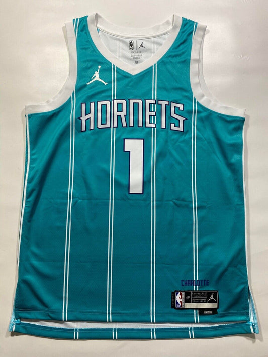 Charlotte Hornets LaMelo Ball #1 Nike Icon NBA Jersey - Men's Large