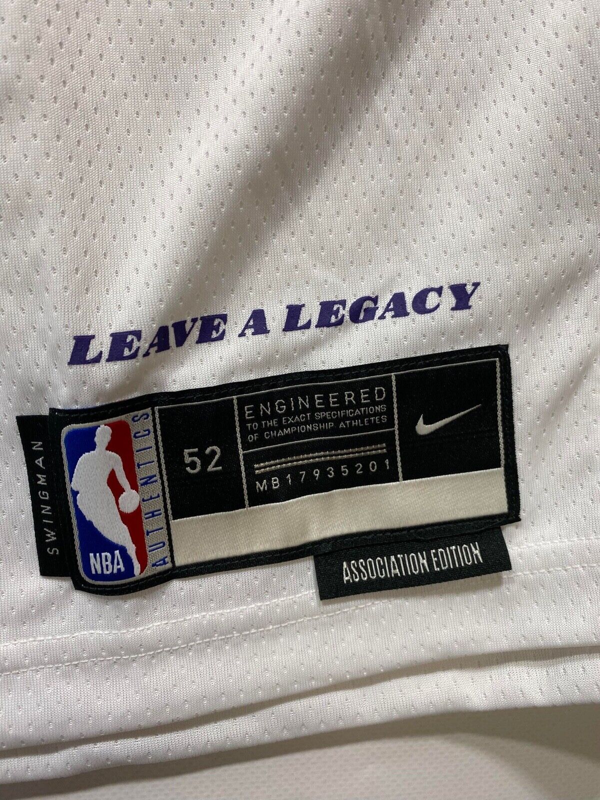 Los Angeles Lakers #23 LeBron James Nike NBA Association Jersey - Mens XL - American Sports Jerseys