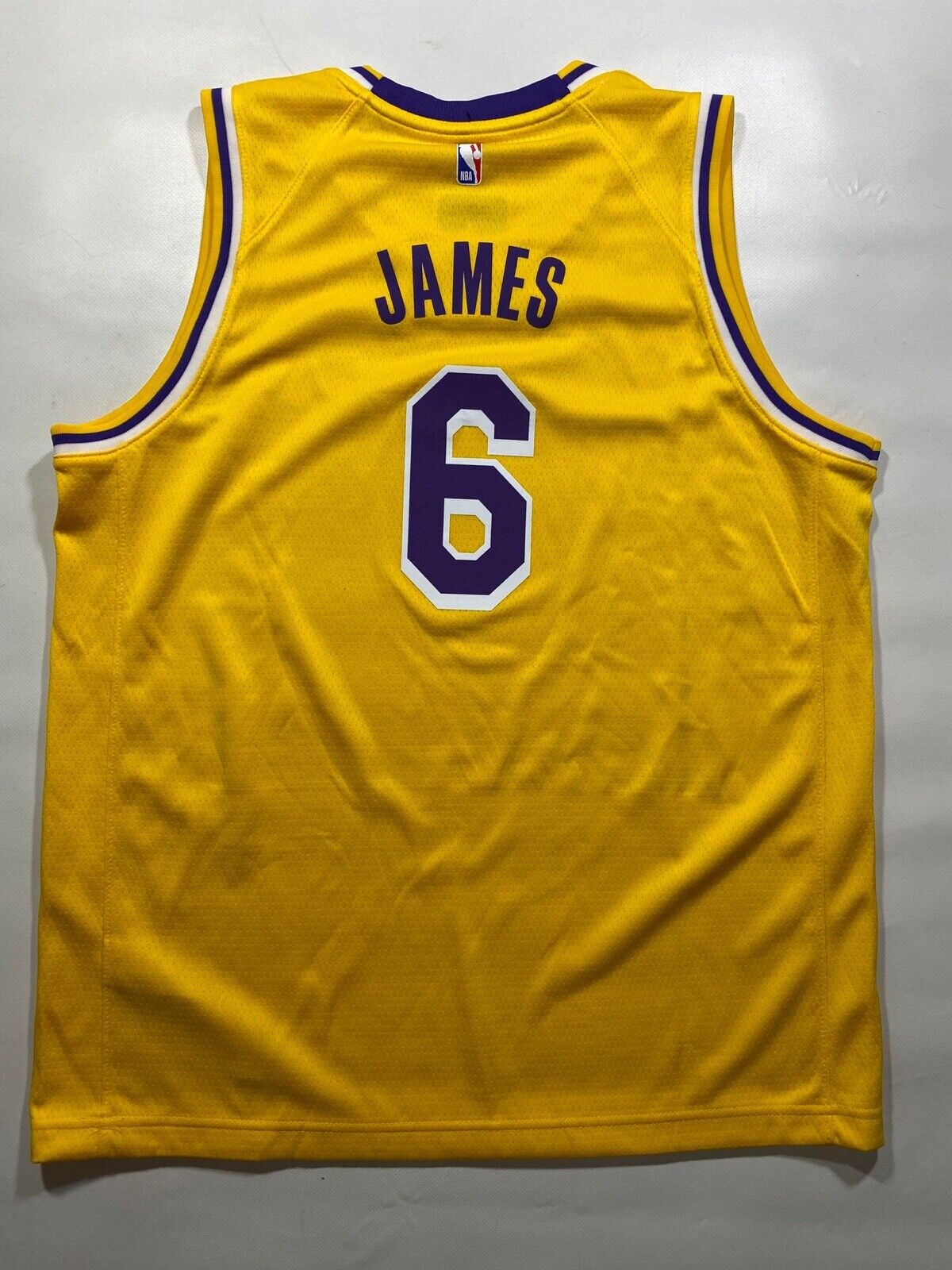 Los Angeles Lakers #6 LeBron James Nike NBA Icon Jersey - Youth XL - American Sports Jerseys