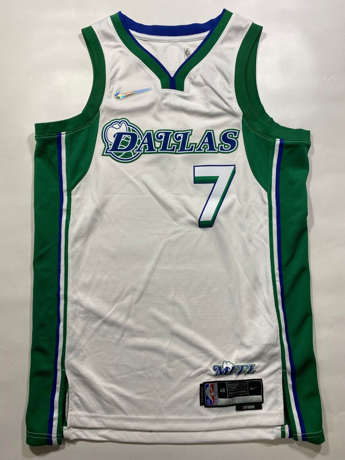 Dallas Mavericks #7 Nike NBA City Jersey - Mens Medium - American Sports Jerseys