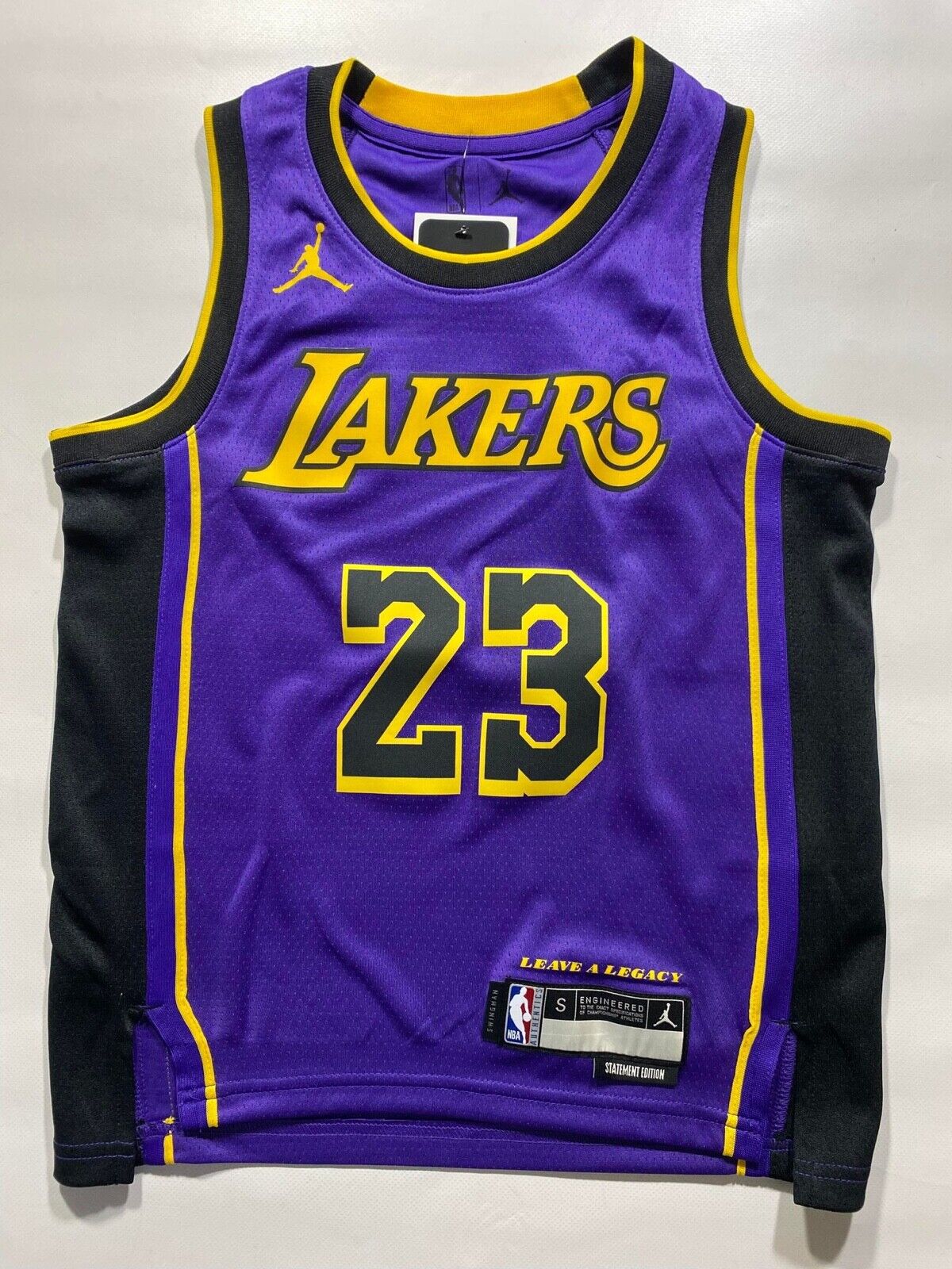 Los Angeles Lakers #23 LeBron James Nike NBA Statement Jersey - Youth Small