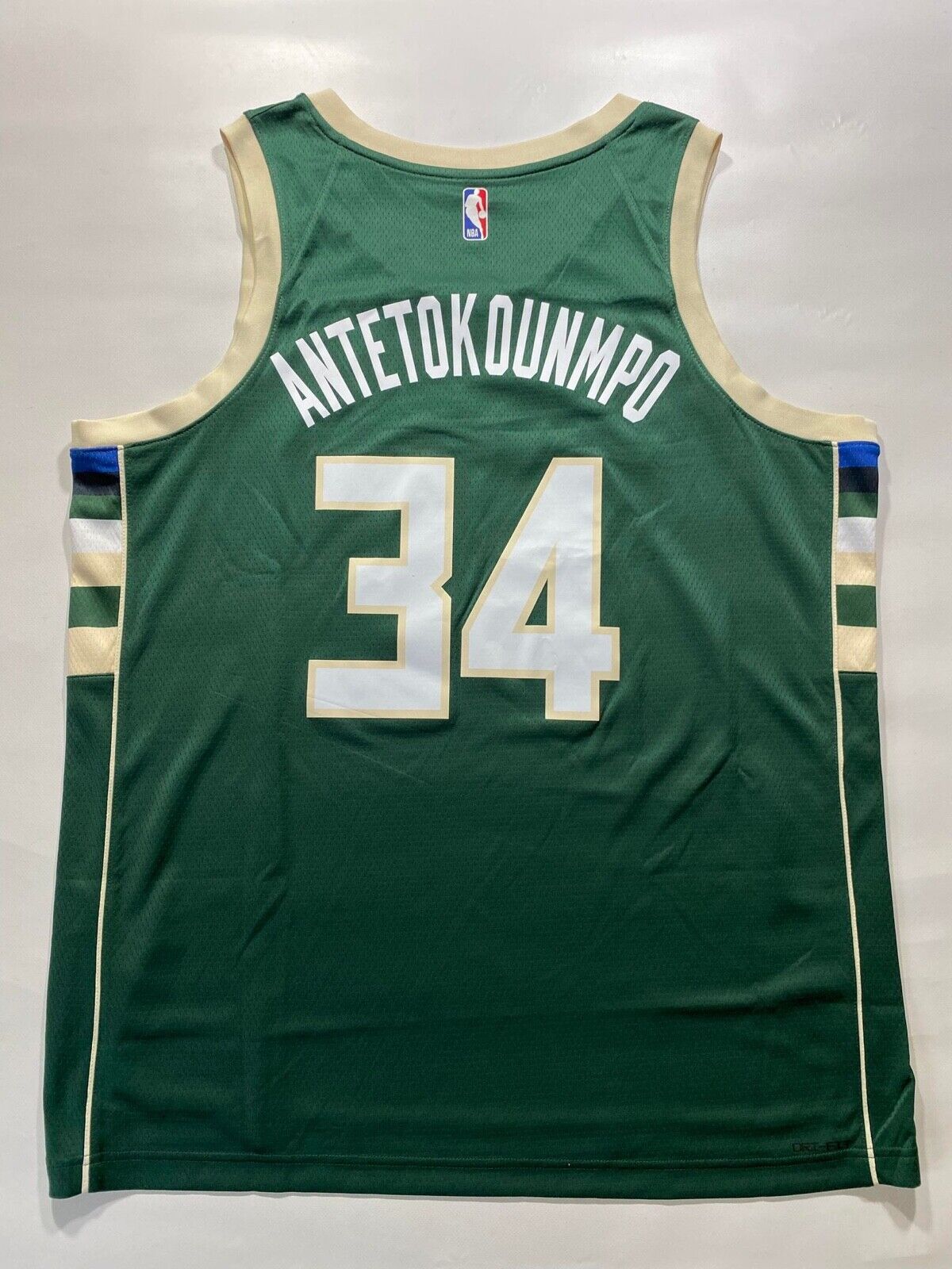 Milwaukee Bucks #34 Giannis Antetokounmpo Nike NBA Icon Jersey - Mens Small