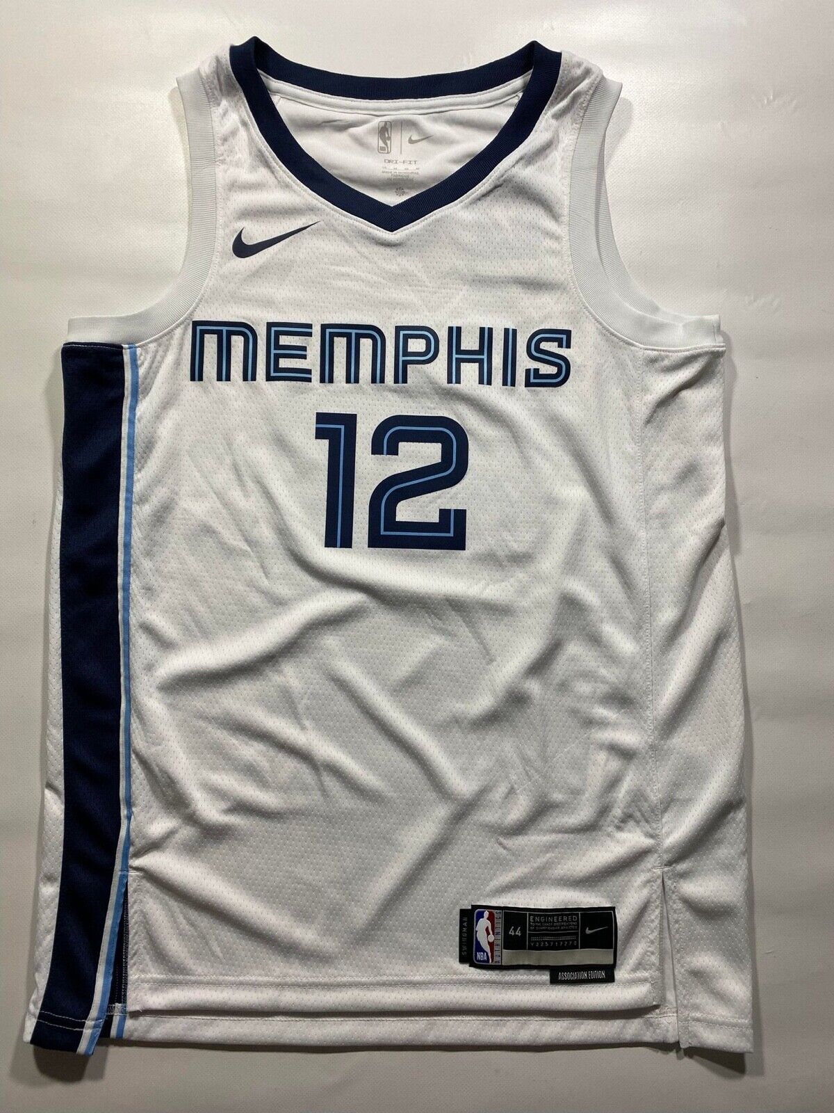 Memphis Grizzlies Ja Morant #12 Nike Association NBA Jersey - Men's Medium