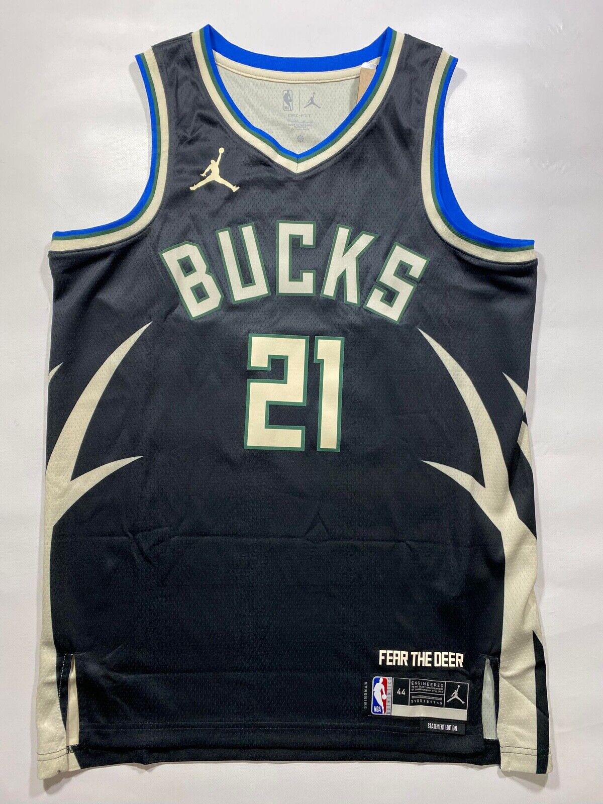 Milwaukee Bucks Jrue Holiday #21 Nike Statement NBA Jersey - Men's Medium