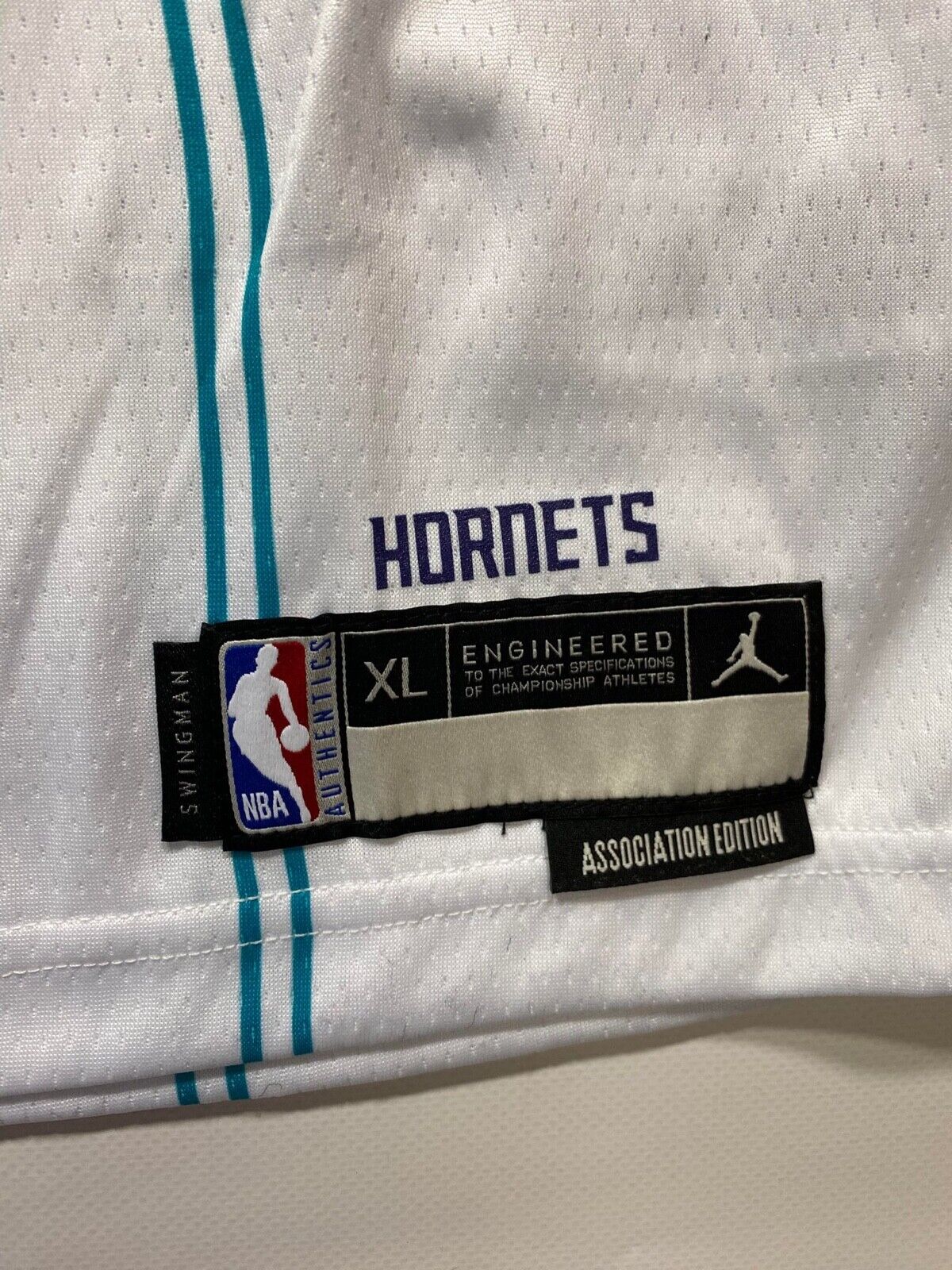 Charlotte Hornets #1 LaMelo Ball Nike Statement NBA Jersey - Youth XL - American Sports Jerseys